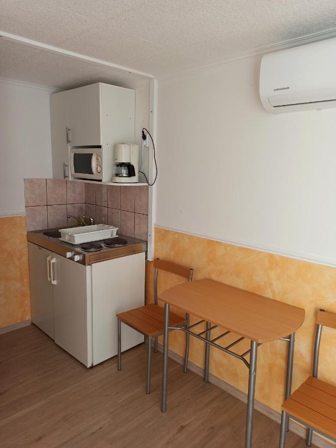Aniko Apartmanhaz Balatonföldvár 외부 사진