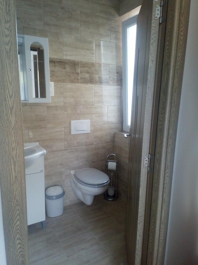 Aniko Apartmanhaz Balatonföldvár 객실 사진